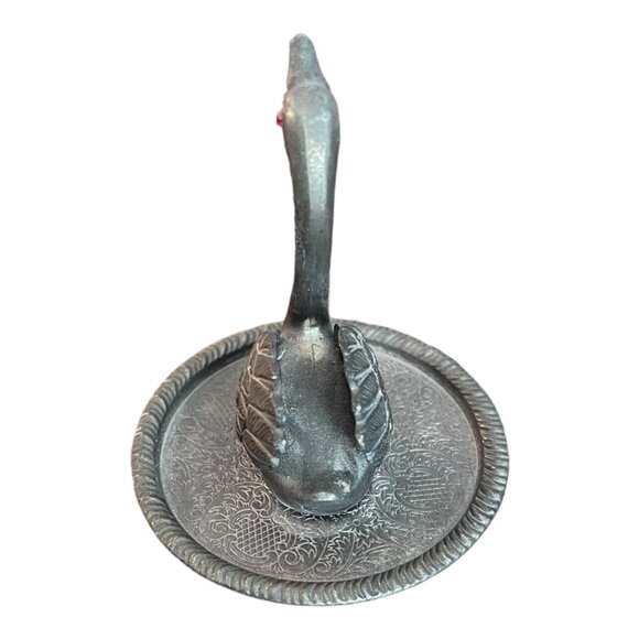 Vintage Zinc Alloy Silver Plate Swan With Red Eyes Ring Holder Jewelry Holder - Picture 4 of 8